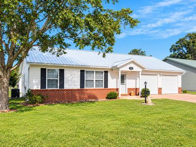 152 SE Elm Loop