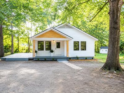 40 Abbey Ln