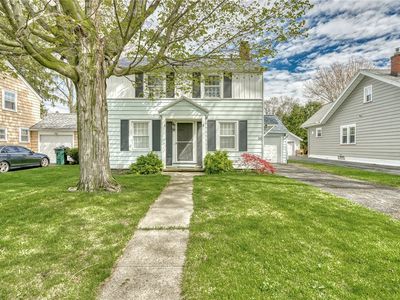 30 Parkwood Rd