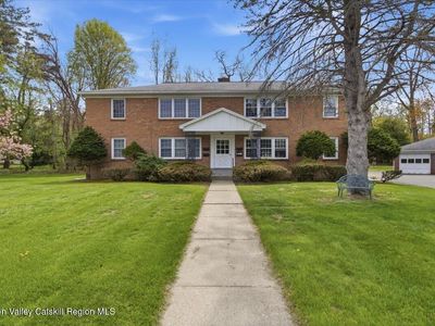 11 Kensington Court Apt 4