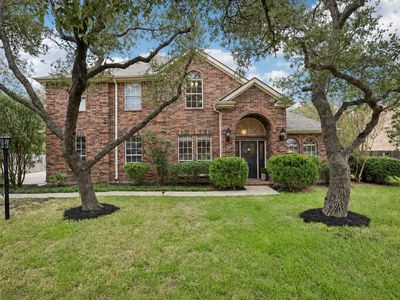 3915 Idalia Dr