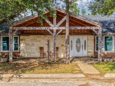 Property at 3130 Oak Trail Dr, Granbury, TX