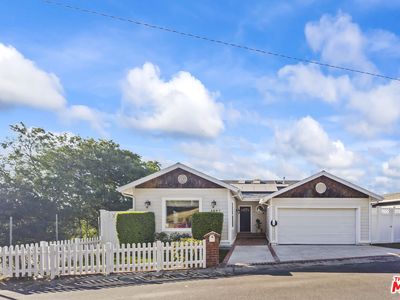 4007 College Crest Dr