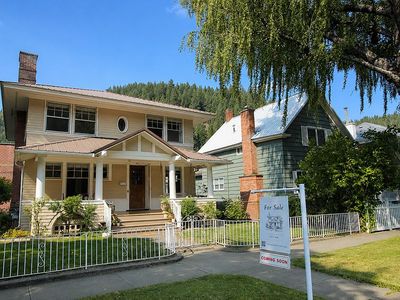 311 Pine St