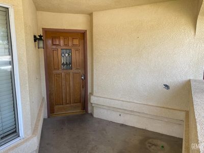 10017 Treetop Ave