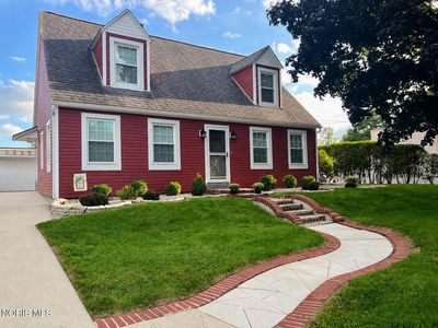 143 Rock St