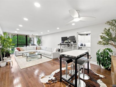 1 Bay Club Drive #3E