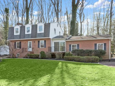 326 Edgewater Rd