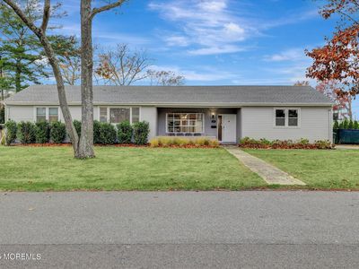 210 Larchwood Avenue