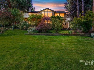 730 E Curling Dr