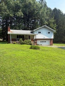 126 Acorn Ln