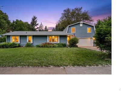 924 Valley View Dr