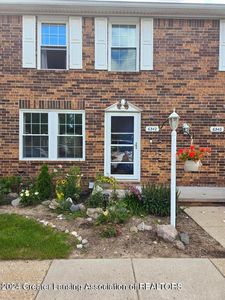 6342 Beechfield Dr