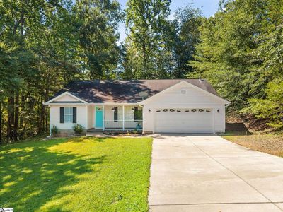 210 Abigail Ln