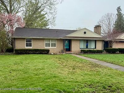 2813 E Westchester Rd