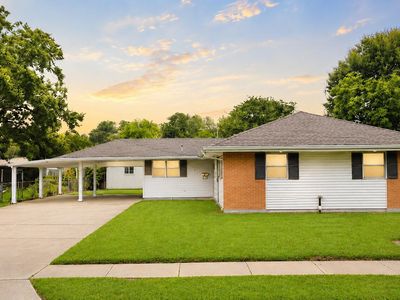 Property at 1126 Lee Charles St, Franklin, LA