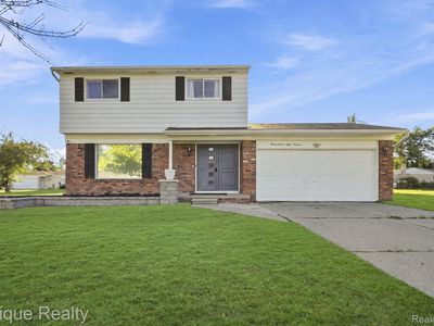 27819 Westcott Crescent Cir