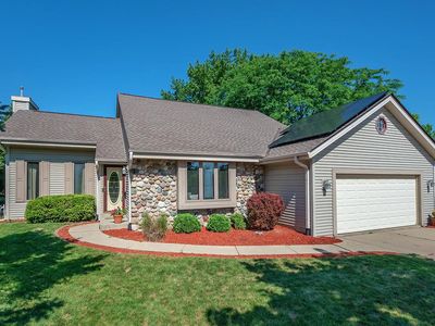 1716 Erin LANE