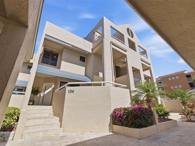 722 Pinellas Bayway S APT 104