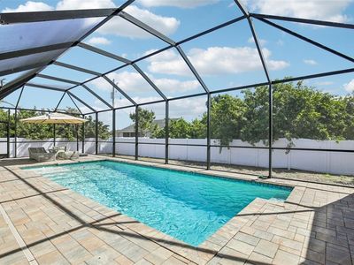 9613 Miami Cir