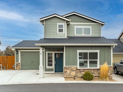 2755 SW Greens Blvd #3