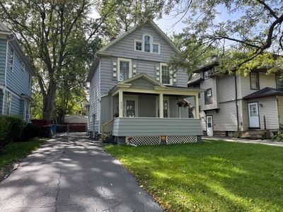 225 Bryan St