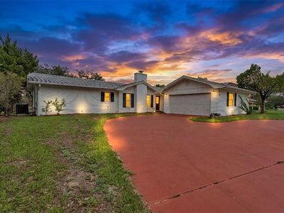 13 Sun Air Blvd E