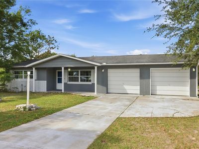 38 Regina Blvd