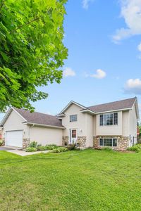 Property at 303 Bavaria Ln, Waverly, MN