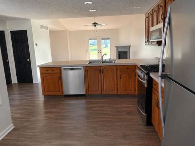 16490 Pretty View Dr