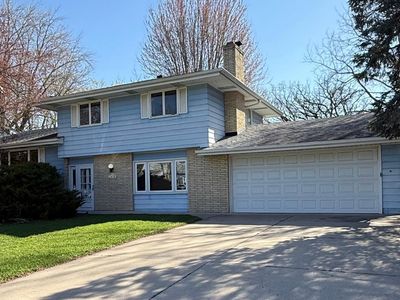 1417 Pinewood Dr