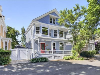 12 1/2 Park St