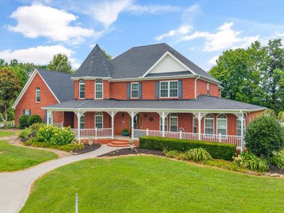 132 David Rd