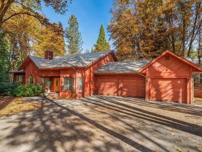 307 N Adams Dr