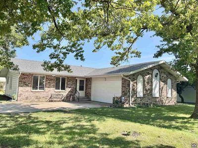 314 W Maple St
