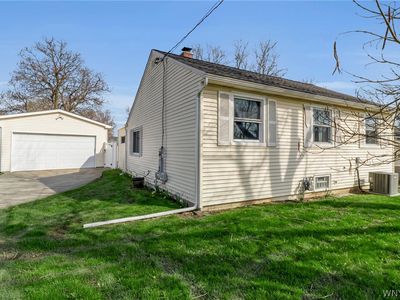 9 Primrose Dr