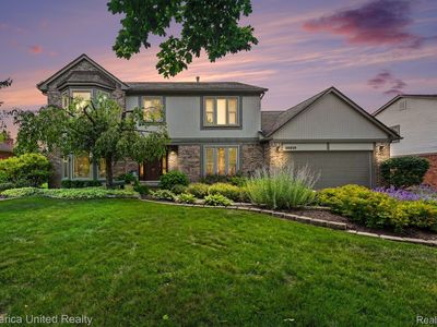 24938 White Plains Dr