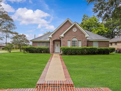 5625 Springdale Ln