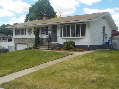 72 Wayne Rd