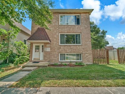 3104 Grand Blvd