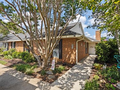 13 Forest Lake Dr