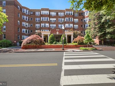 2500 Q St NW APT 548
