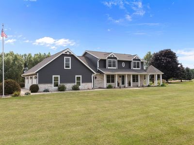 W685 Riverview Ct