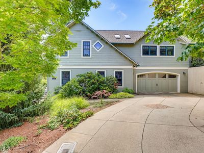 129 Almond St