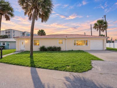 2 Breezeway Dr