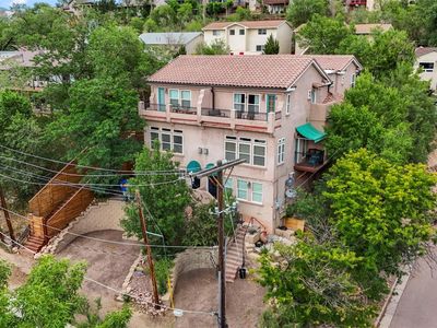 2601-2605 W Pikes Peak Avenue