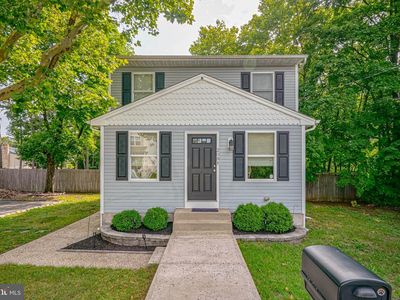 208 4th Ave