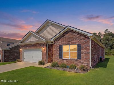 99 Twin Lakes Dr