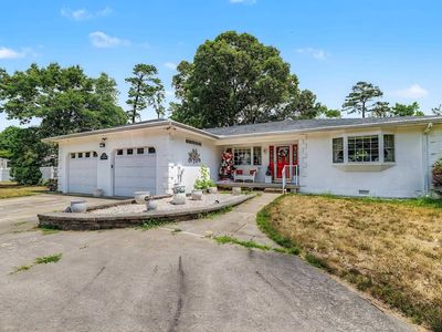 121 Elmwood Ave