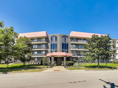 Property at 4840 Foster St APT 103, Skokie, IL